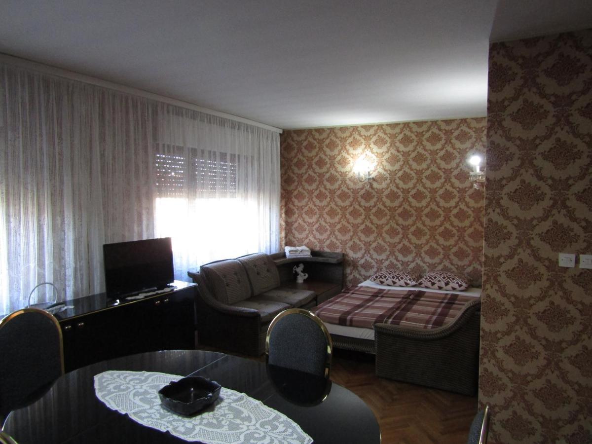 Apartman Milena Κλάντοβο Εξωτερικό φωτογραφία